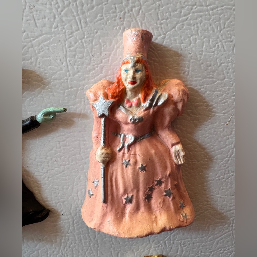 Vintage Wizard of Oz Magnets Set - Picture 4 of 8